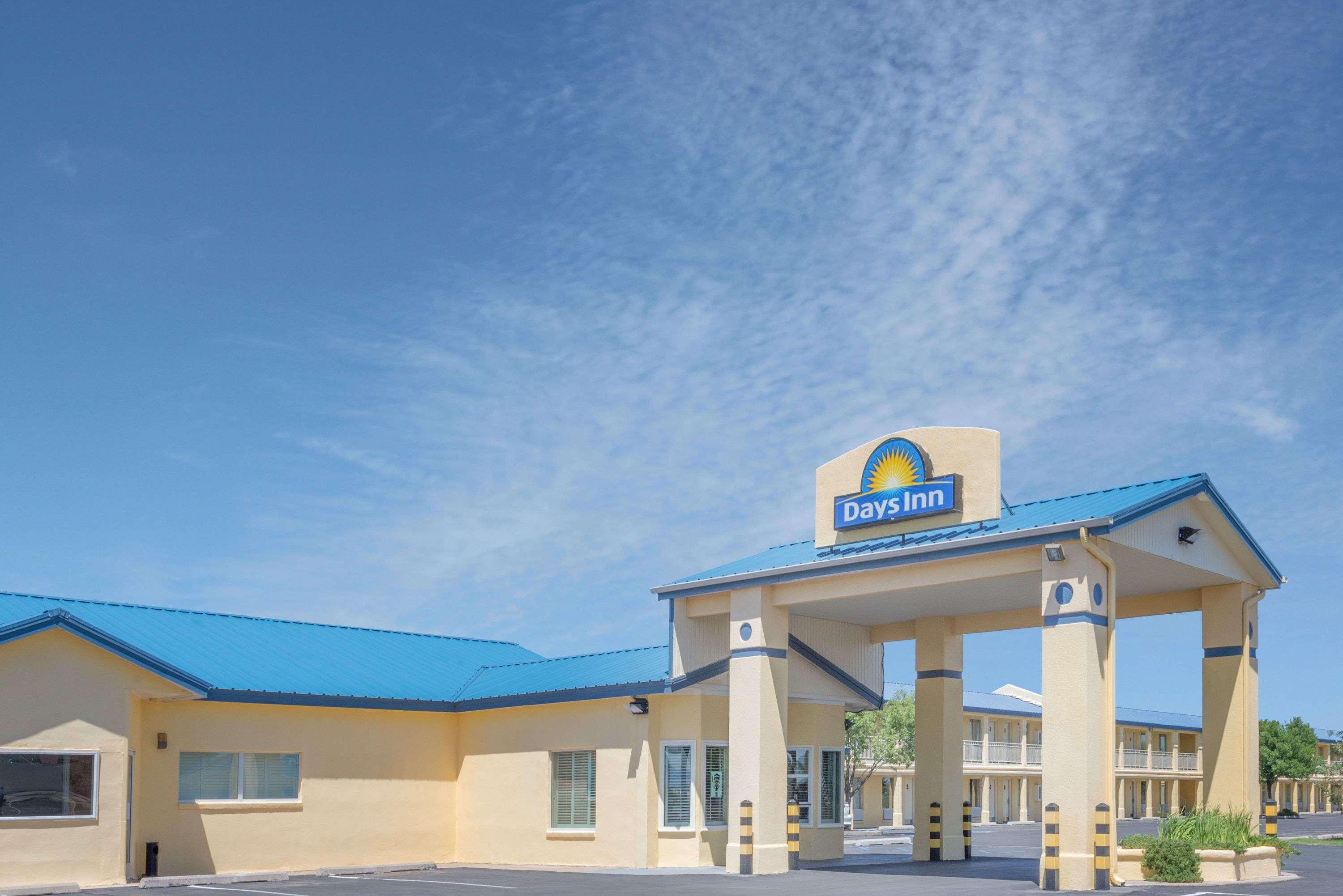 Days Inn By Wyndham Демінг Екстер'єр фото